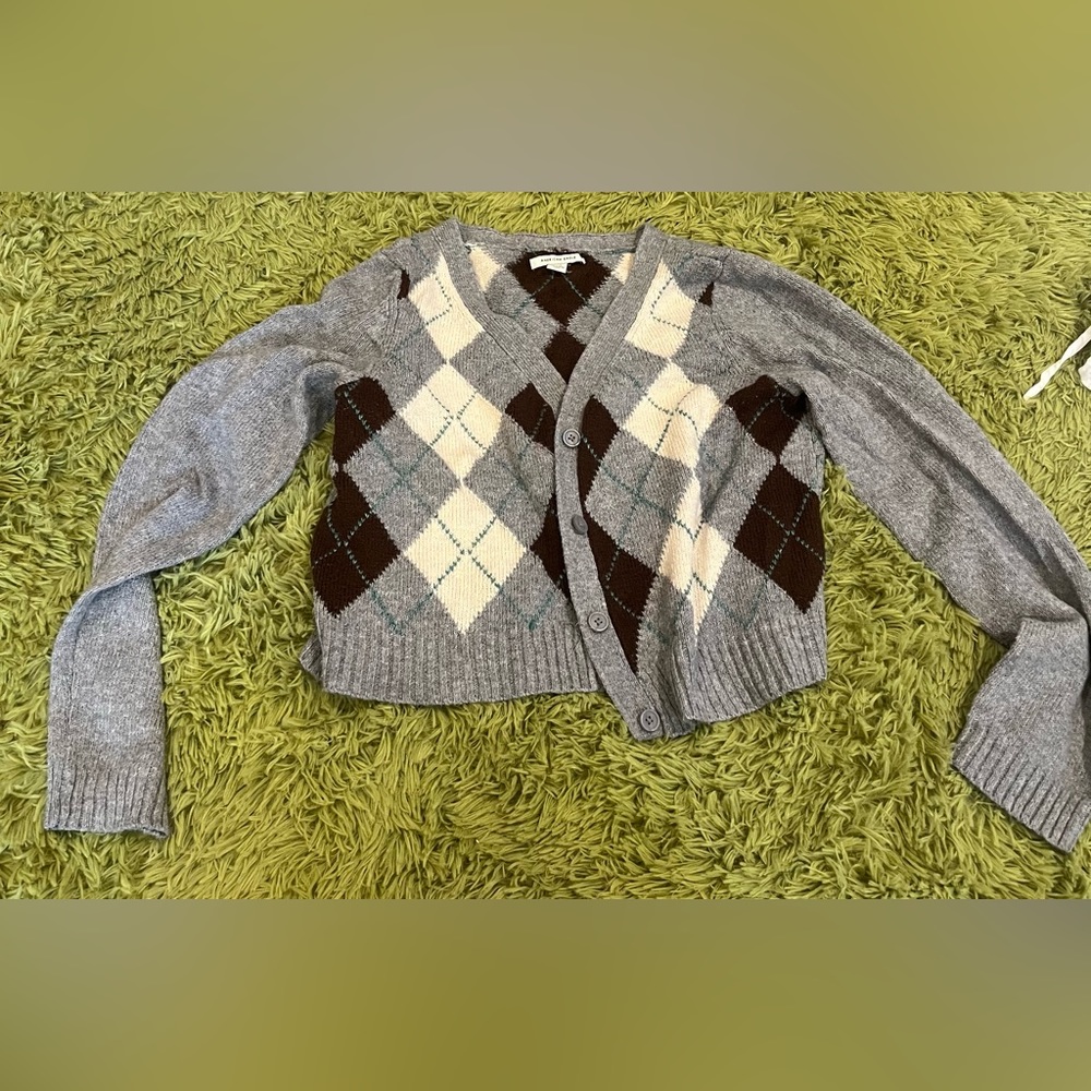 grey long sleeve button up sweater
